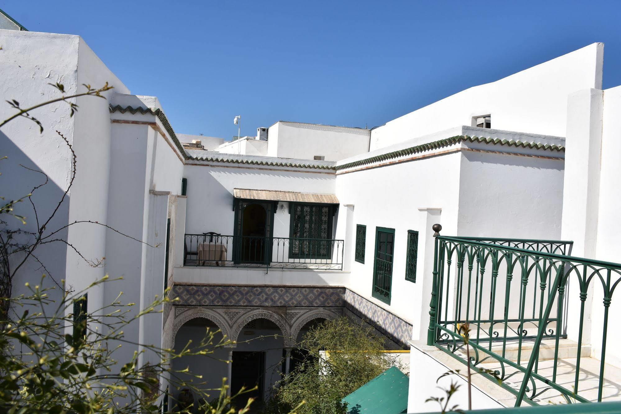 Palais Bayram Hotel Tunis Exterior foto